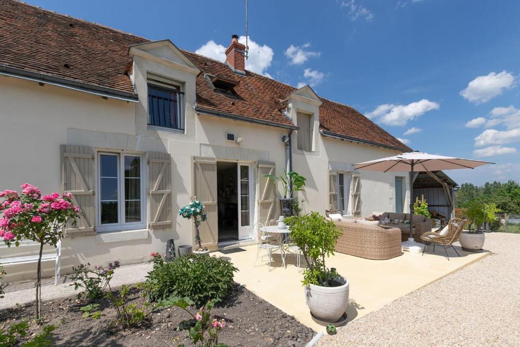 Le Clos Des Roses Chambres Et Tables D Hotes Meusnes Экстерьер фото