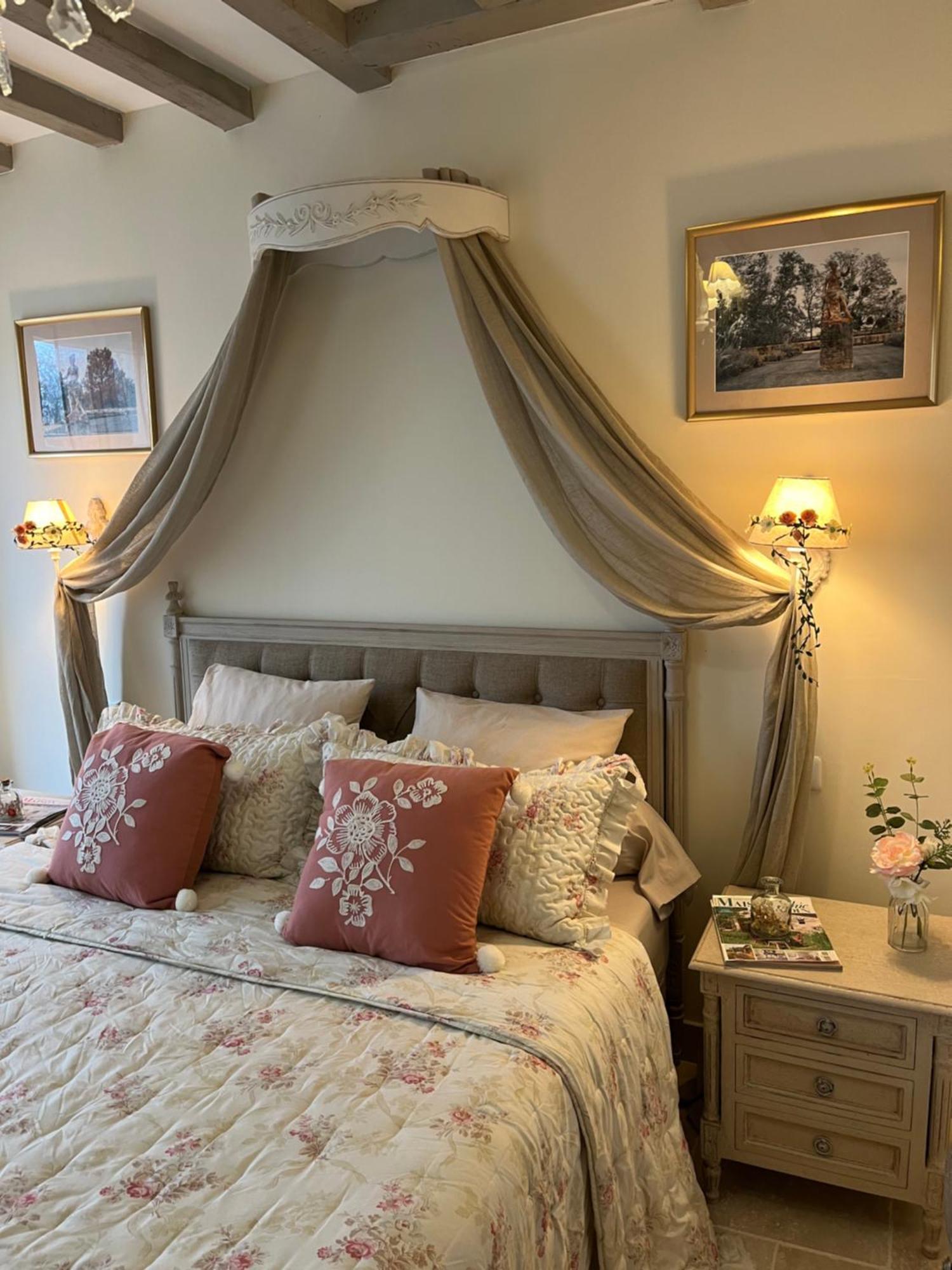 Le Clos Des Roses Chambres Et Tables D Hotes Meusnes Экстерьер фото